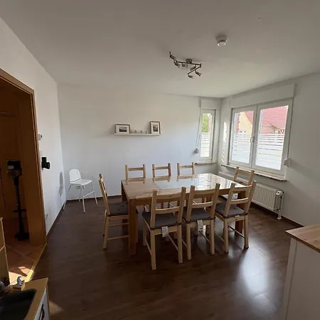 Familienzeit بيت للعطل
